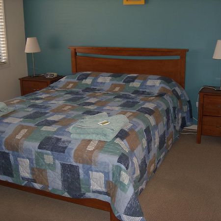 Beaches Apartments ميريمبولا الغرفة الصورة